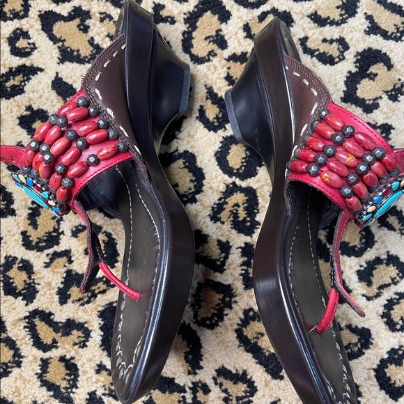 Donald J Pliner Wedge sandal beaded brown - Picture 2 of 10